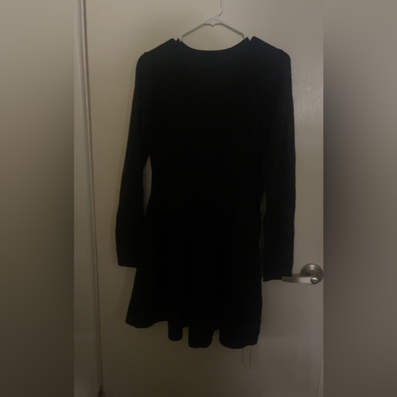 COMMENSE Pleated Short Dress - Picture 2 of 2